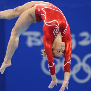 开云官网-决战时刻，Uzi巅峰对决与杜兰特70分钟鏖战加拿大的命运交响，决战时刻，Uzi与杜兰特的命运交响